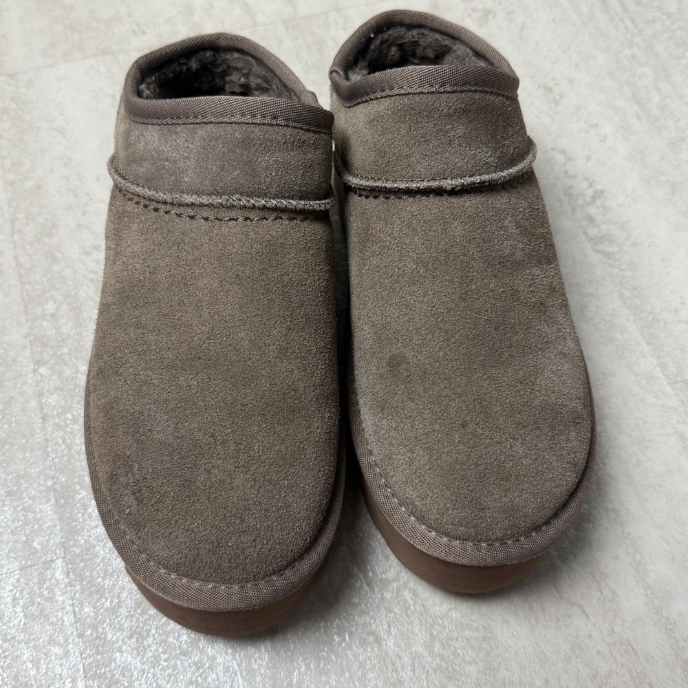 Women’s Platform Slip-On Suede Shoe - Taupe - Picture 8 of 9